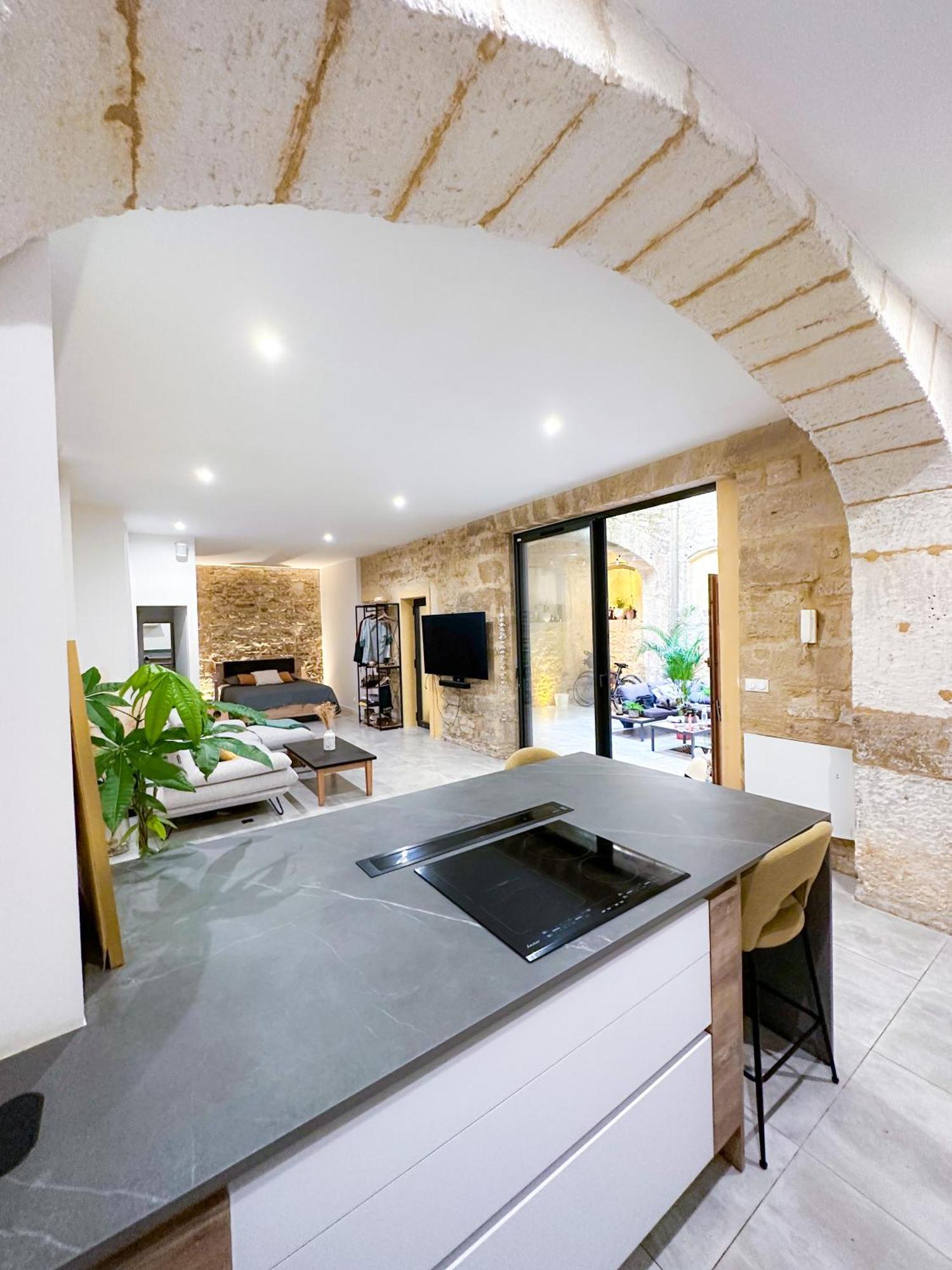 Loft Atypique Au Coeur De Ville Montpellier Extérieur photo