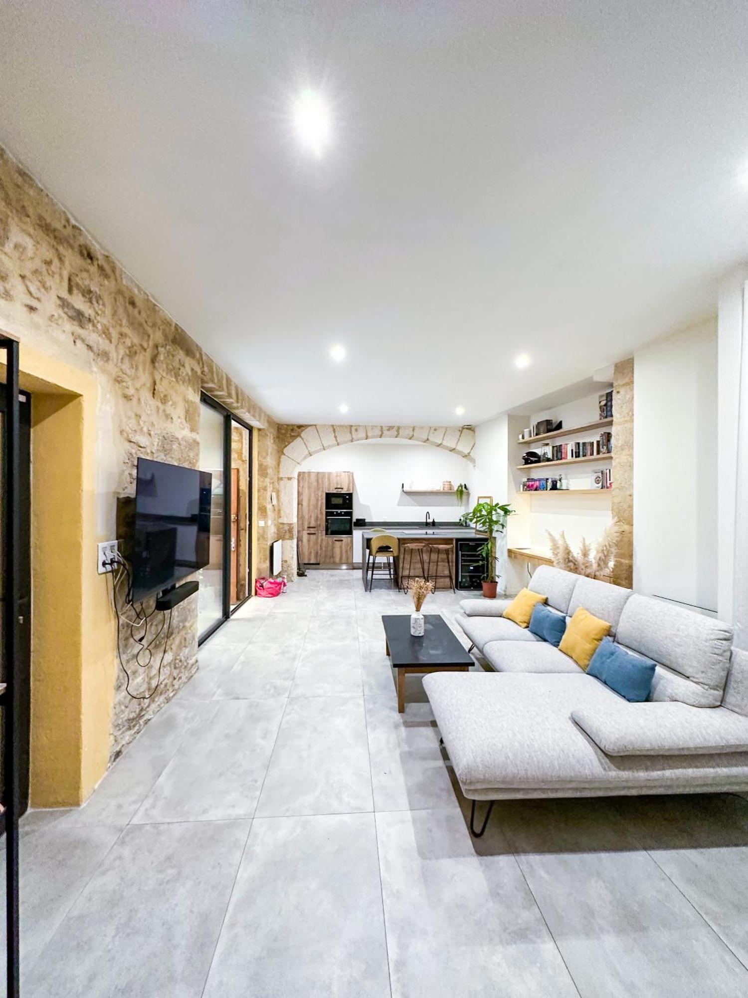 Loft Atypique Au Coeur De Ville Montpellier Extérieur photo